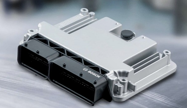 古板汽车ECU与电动汽车ECU的差别与ECU电路板基板洗濯剂先容